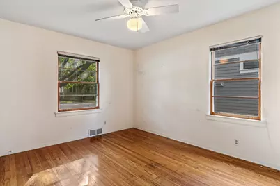 215 N Mill Street, Naperville, IL 60540 - Photo 6
