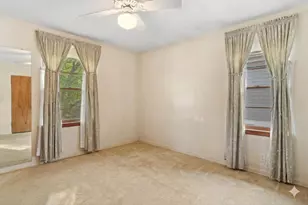 215 N Mill St, Naperville, IL 60540 - Photo 14
