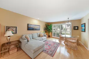 1170 Green Knolls Dr, Buffalo Grove, IL 60089 - Photo 6