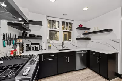 3300 N Lake Shore Drive #8D, Chicago, IL 60657 - Photo 10