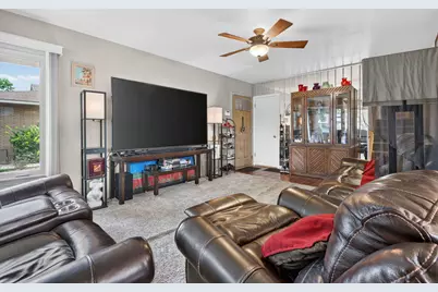 9915 S Kenton Avenue, Oak Lawn, IL 60453 - Photo 10