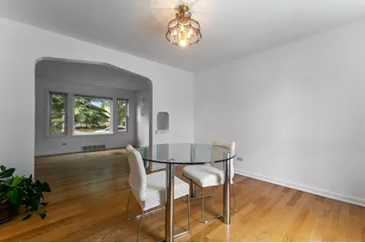 8721 S Merrill Avenue, Chicago, IL 60617 - Photo 10