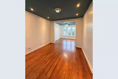 1605 S Blue Island Avenue #3, Chicago, IL 60608 - Photo 2