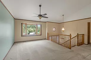 1965 Crescent Ln, Hoffman Estates, IL 60169 - Photo 4