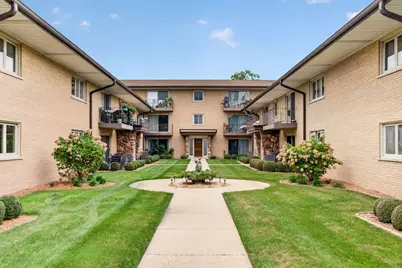 6150 S Kensington Avenue #101c, Countryside, IL 60525 - Photo 1