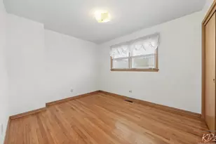 3216 N Ottawa Ave, Chicago, IL 60634 - Photo 8