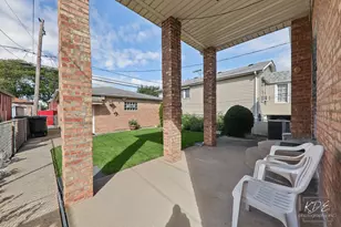 3216 N Ottawa Ave, Chicago, IL 60634 - Photo 18