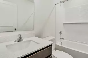 2053 Sequoia Ave, Mundelein, IL 60060 - Photo 24