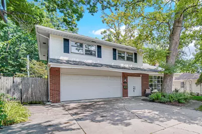 418 Earl Avenue, Joliet, IL 60436 - Photo 2