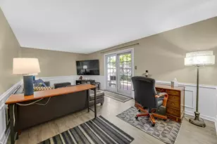 418 Earl Ave, Joliet, IL 60436 - Photo 8