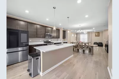 1125 Dock Street, Des Plaines, IL 60018 - Photo 10