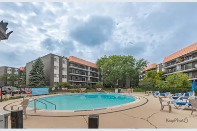4949 Golf Road #105, Skokie, IL 60077 - Photo 28