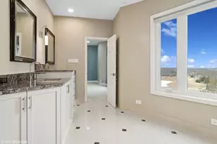 1 Renaissance Pl, Palatine, IL 60067 - Photo 42