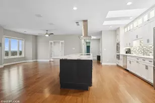1 Renaissance Pl, Palatine, IL 60067 - Photo 10