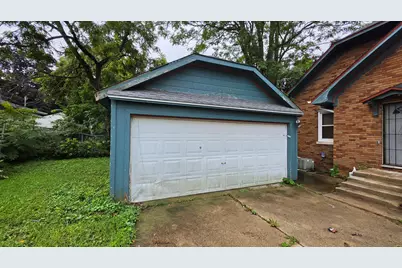 1303 S Oak Avenue, Freeport, IL 61032 - Photo 4