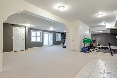 8208 Country Shire Lane, Spring Grove, IL 60081 - Photo 28