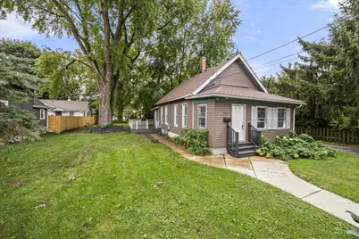 311 Orange Street, Elgin, IL 60123 - Photo 2