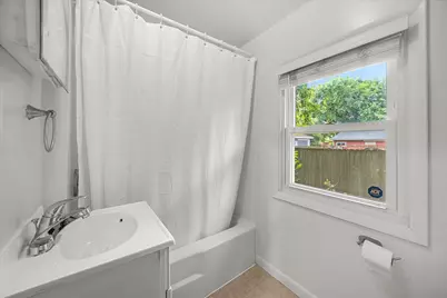311 Orange Street, Elgin, IL 60123 - Photo 16