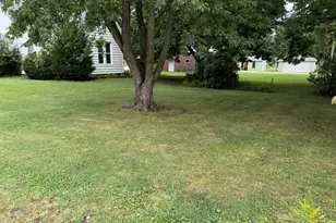 211 N Seminary St, Downs, IL 61736 - Photo 12