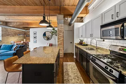 2911 N Western Avenue #111, Chicago, IL 60618 - Photo 18