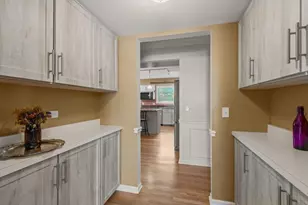 2108 Birchwood Ln, Buffalo Grove, IL 60089 - Photo 8