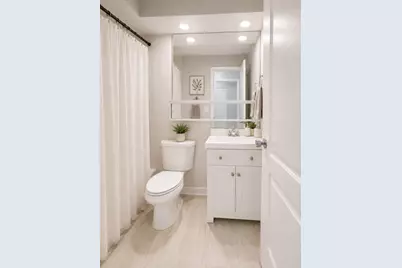 3161 N Cambridge Avenue #402, Chicago, IL 60657 - Photo 6