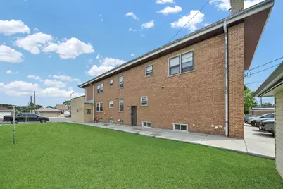 5550 S Pulaski Road, Chicago, IL 60629 - Photo 4