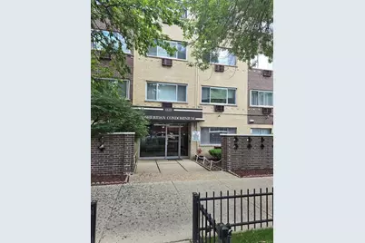6619 N Sheridan Road #302, Chicago, IL 60626 - Photo 1