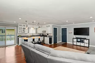 1415 N Scully Dr, McHenry, IL 60050 - Photo 8