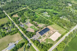 708 S Rose Farm Rd, Woodstock, IL 60098 - Photo 2