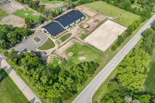 708 S Rose Farm Rd, Woodstock, IL 60098 - Photo 6