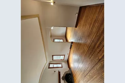 518 Robert Avenue, Rockford, IL 61107 - Photo 8