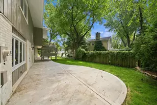 1117 Barberry Ct, Downers Grove, IL 60515 - Photo 58