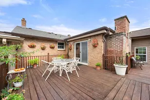 2407 Melrose Ave, Waukegan, IL 60085 - Photo 6