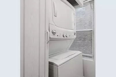 2265 W Diversey Avenue, Chicago, IL 60647 - Photo 14
