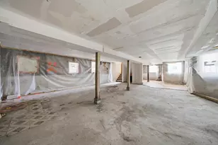 2265 W Diversey Ave, Chicago, IL 60647 - Photo 28