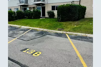 860 E Old Willow Road #138, Prospect Heights, IL 60070 - Photo 2