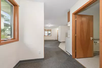 323 S 5th Street, Dekalb, IL 60115 - Photo 10