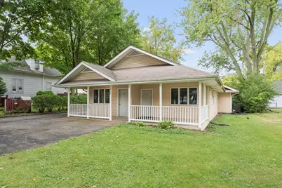 323 S 5th Street, Dekalb, IL 60115 - Photo 1