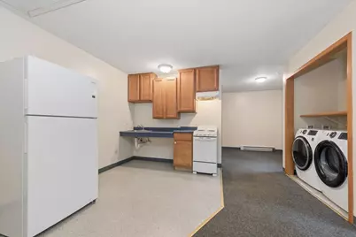 323 S 5th Street, Dekalb, IL 60115 - Photo 6
