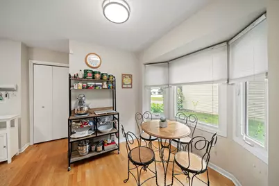 1570 Monterey Court, Gurnee, IL 60031 - Photo 2