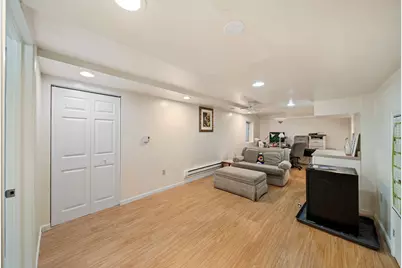 1570 Monterey Court, Gurnee, IL 60031 - Photo 8
