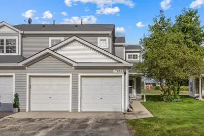 1320 Jenna Drive #B, South Elgin, IL 60177 - Photo 2