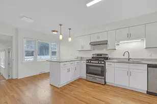 5018 Dobson St, Skokie, IL 60077 - Photo 8