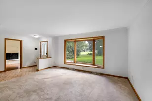 749 N Sharon Dr, Woodstock, IL 60098 - Photo 12