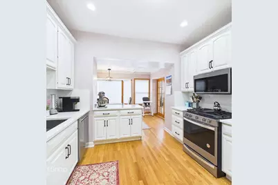 2611 Walnut Avenue, Evanston, IL 60201 - Photo 8