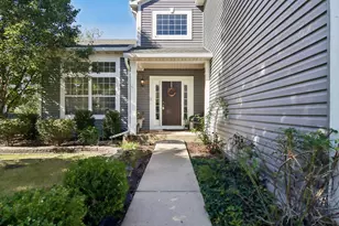 449 S Orchard Dr, Bolingbrook, IL 60440 - Photo 4