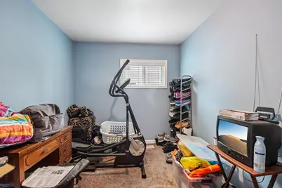 921 N Jackson Street, Waukegan, IL 60085 - Photo 12
