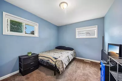 921 N Jackson Street, Waukegan, IL 60085 - Photo 8