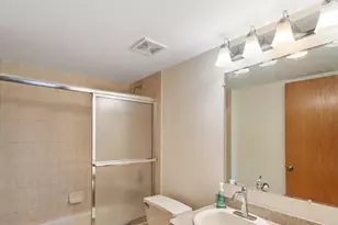 13950 E Leamington Dr, Crestwood, IL 60418 - Photo 18